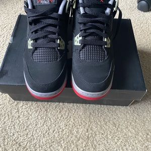 Jordan auth 4s/Retro Breds.  Never wear, minor paint cracking on black sole